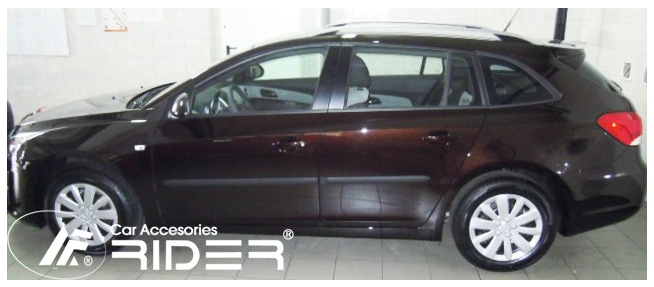 Ochranné lišty dverí Chevrolet Cruze SW 12R a vyššie, MODEL F-1 Ochranné lišty dverí Chevrolet Cruze SW 12R a vyššie, MODEL F-1