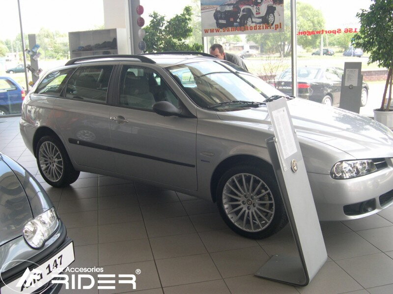 Ochranné lišty dverí Alfa Romeo 156 Sportwagon 97-07R MODEL F-5 Ochranné lišty dverí Alfa Romeo 156 Sportwagon 97-07R MODEL F-5