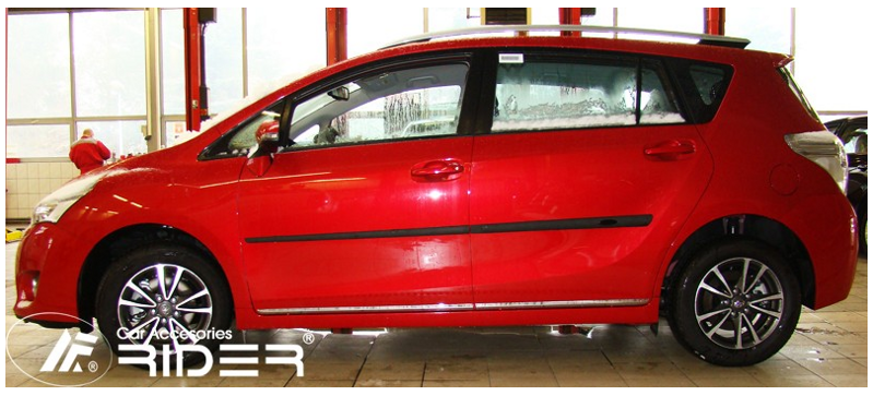 Ochranné lišty dverí Toyota Verso 13R, MODEL F-16 Ochranné lišty dverí Toyota Verso 13R, MODEL F-16