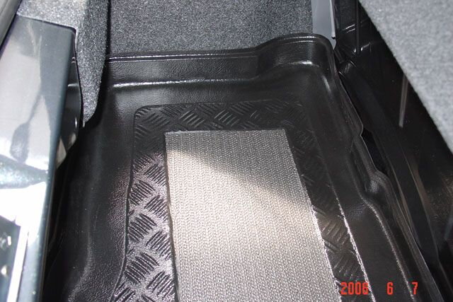 Vana do kufru Citroen C1 3/5D 05R HTB (192090) Vana do kufru Citroen C1 3/5D 05R HTB (192090)