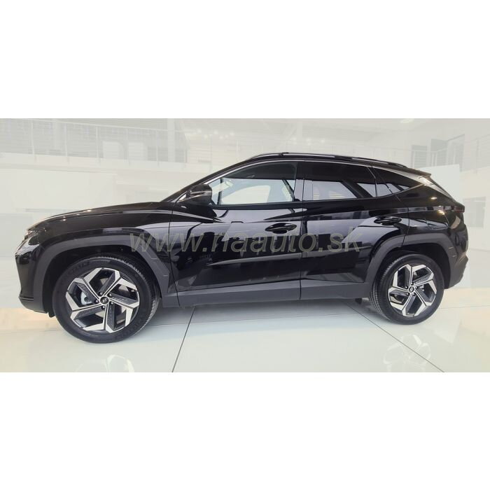 Ochranné lišty dverí Hyundai Tucson 20R suv Ochranné lišty dverí Hyundai Tucson 20R suv