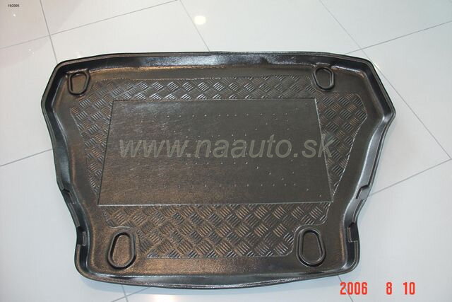Vana do kufru Alfa Romeo Crosswagon 5D 05R (192005) Vana do kufru Alfa Romeo Crosswagon 5D 05R (192005)
