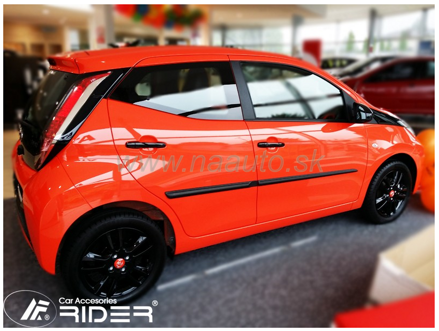 Ochranné lišty dverí Toyota Aygo 5D 14R, MODEL F-17