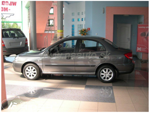 Ochranné lišty dverí Kia Rio 05-10R, MODEL F-4