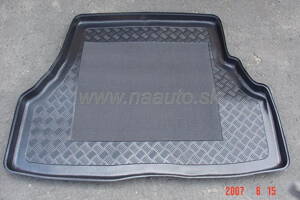 Vanička do kufra Toyota Avensis liftback 5D 98-->03R (192515)